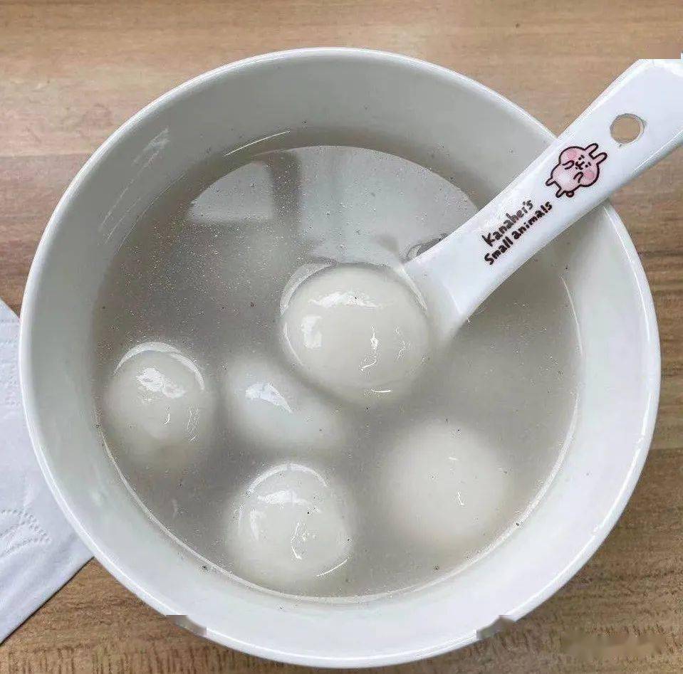 今天元宵节你吃甜汤圆还是咸丸