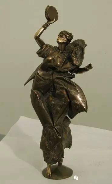 列宾美院雕塑系查尔金工作室雕塑创作