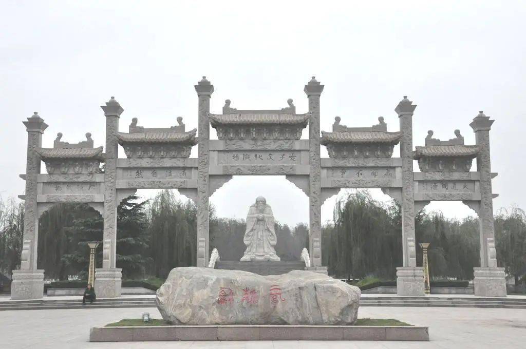 在太清宫以北的洞霄宫遗址发掘出唐宋等时期的建筑基址.