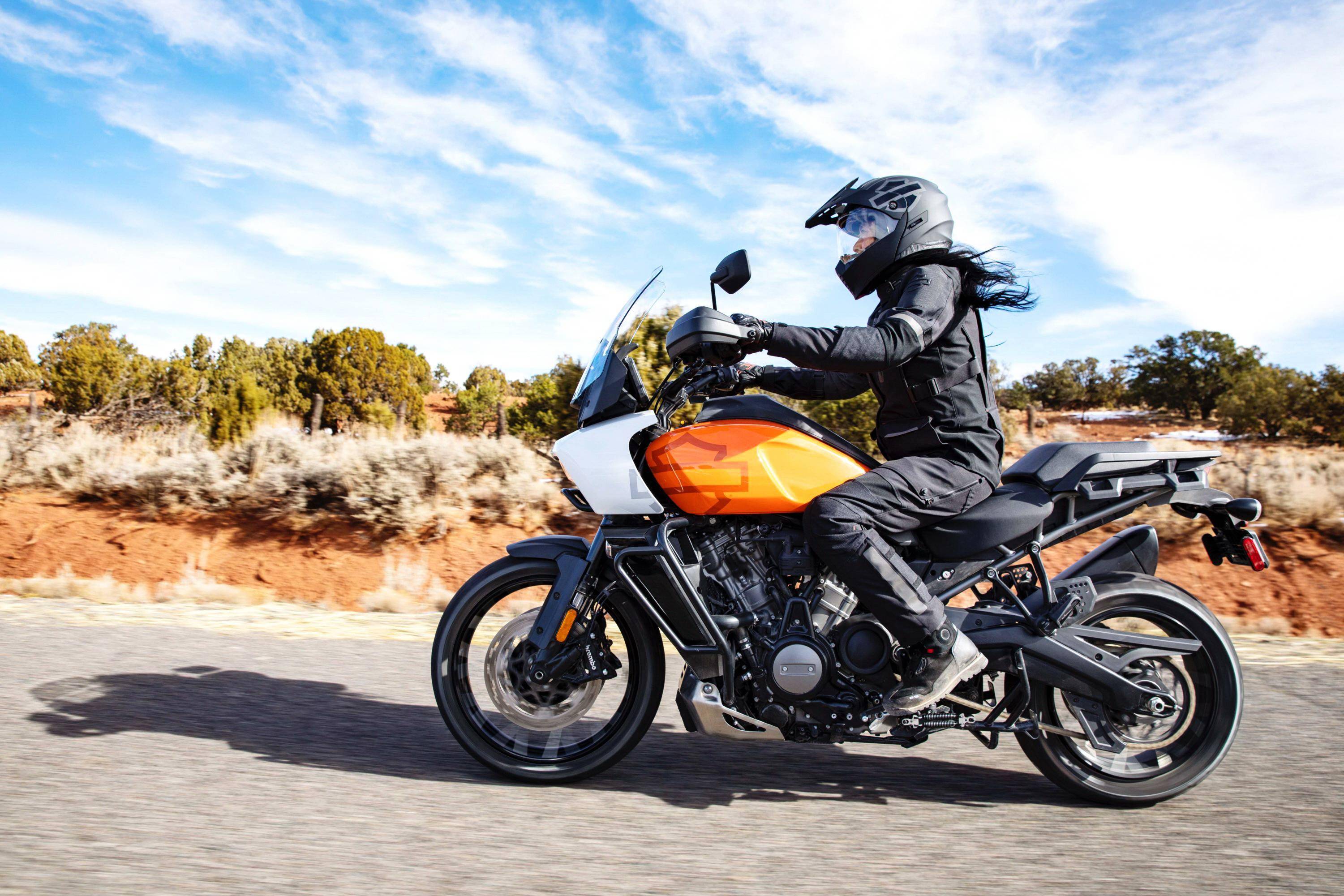 哈雷推出panamerican1250探险车