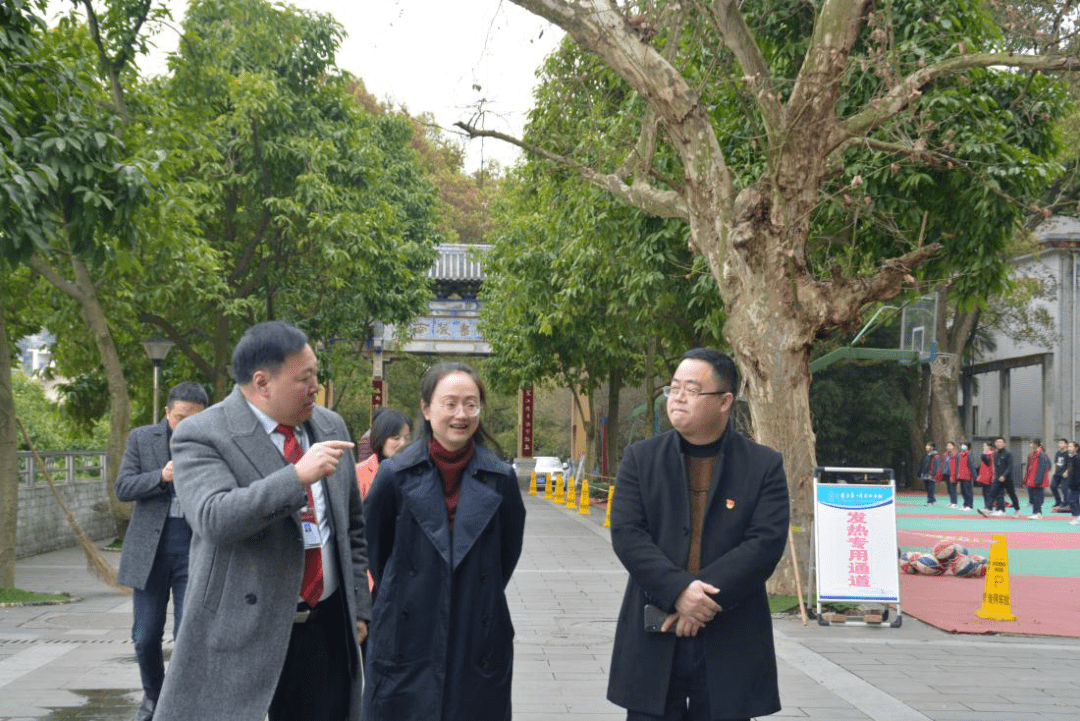 南岸区龙晓梅图片