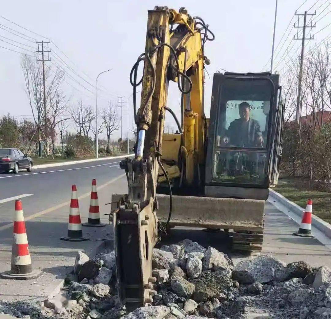 戴南gdp_中国gdp增长图(2)