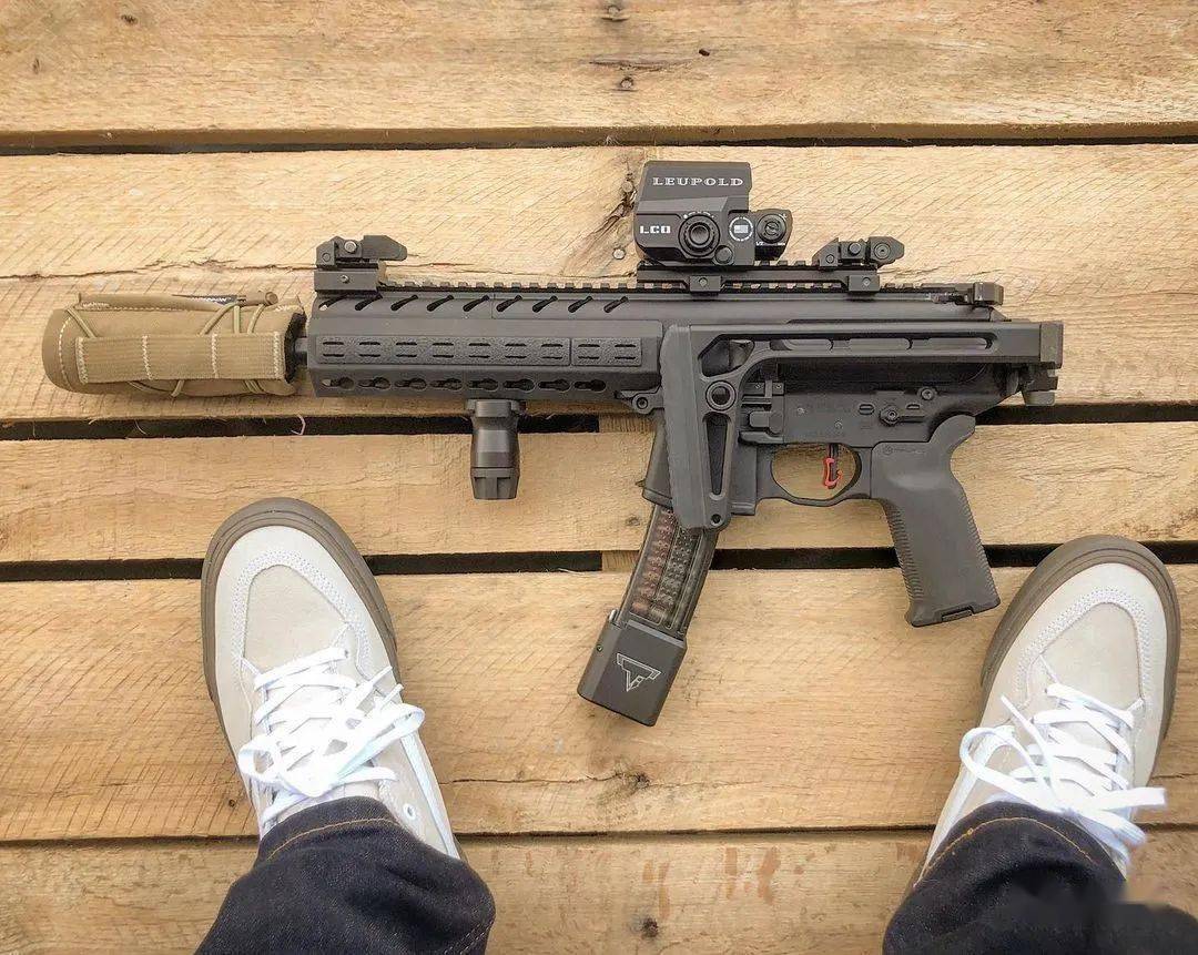 【枪械美图】那些看不尽的婀娜多姿 风姿卓绝_火器