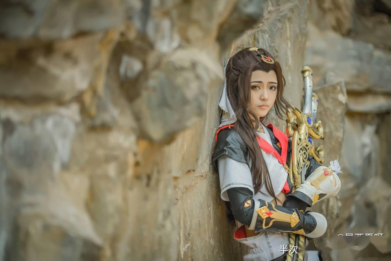 剑网三明教朔雪喵太cosplay