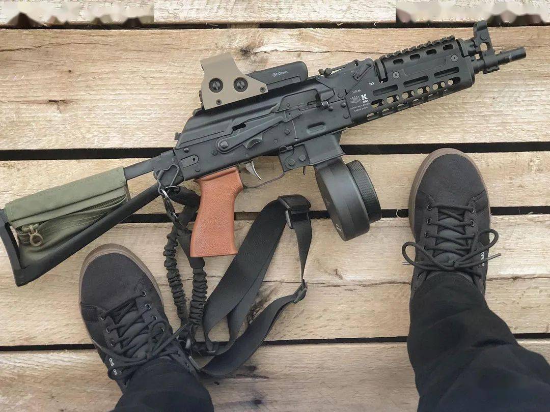 你们想看的想聊的逍遥都知道火器酷视频号军事小视频敬请关注返回搜狐