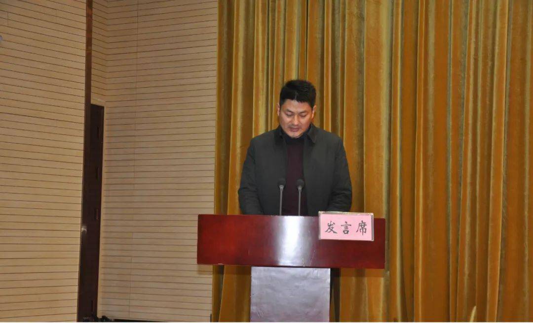在过去的2020年,邓州市城管局紧紧围绕市委"一抓三突破"的重要部署,破