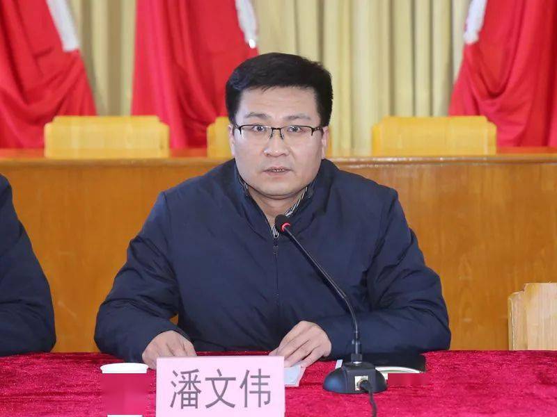 今日头条市市场监督管理局献礼百年勇担当优化服务促发展大走访走进