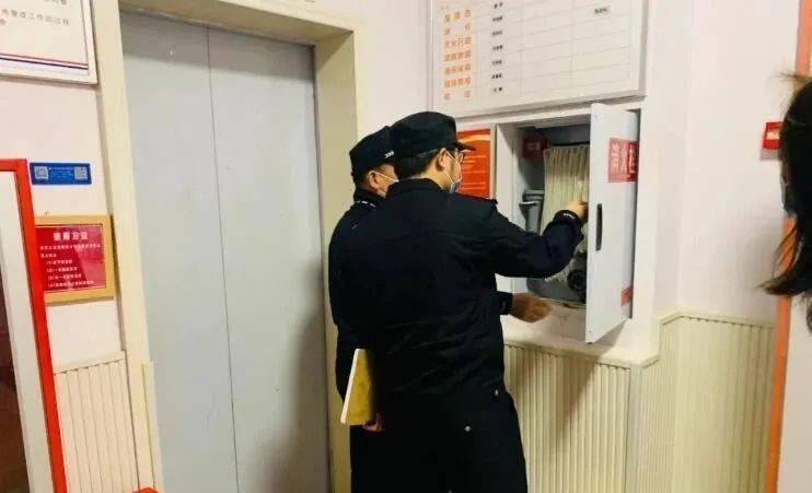 河东社事局一行到英伦国际幼稚园开展21年春季开学综合督查工作 幼儿园