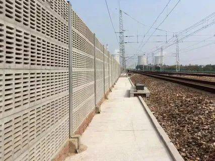 路肩人口_路肩墙