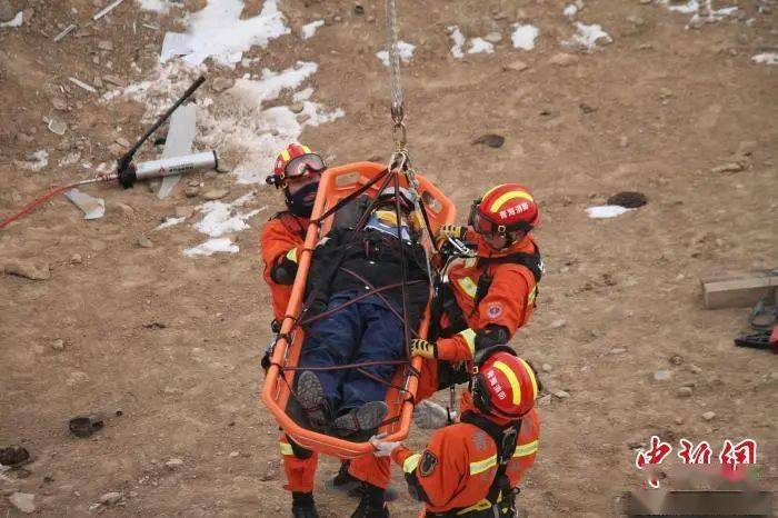 玉树消防队海拔4300米挑战极限救援能力