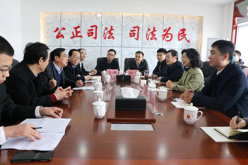 山东省淄博市中级人民法院一行到富平法院淡村法庭参观调研
