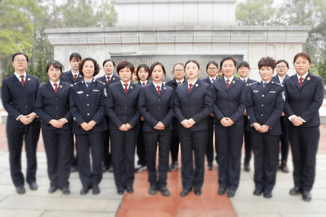 孝闻天下 女检察官的别样 三八 节 全体