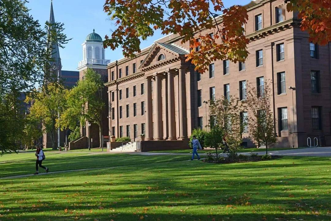 全美top12!美国最顶尖文理学院之一的卫斯理安大学院校分享