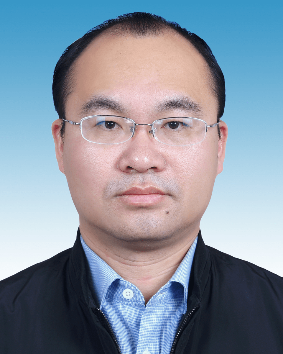 上饶市水利局副局长,市政府副秘书长,鄱阳县委常委,副县长,副书记