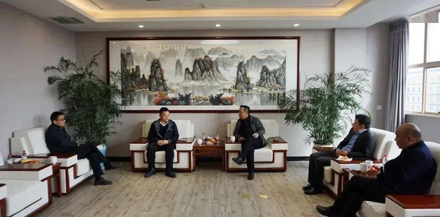 聚焦魏都区政府何长成区长到恒达集团与唐学斌先生座谈交流