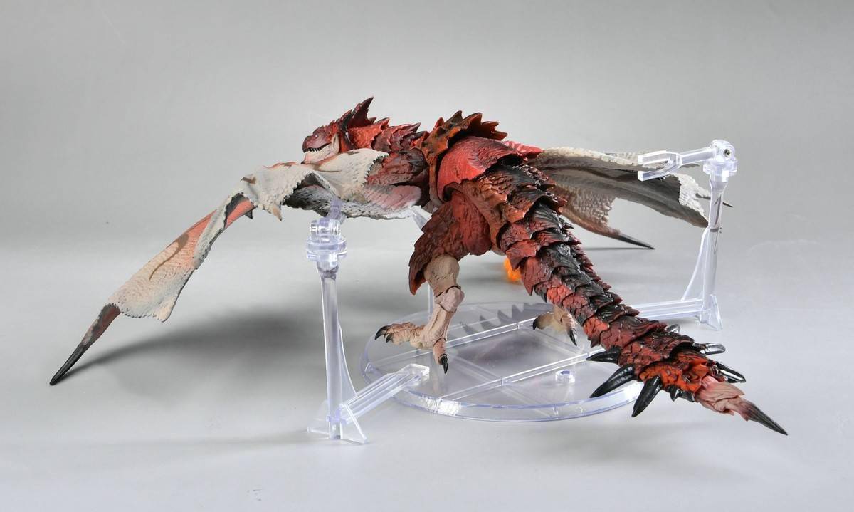 78官测万代shm雄火龙