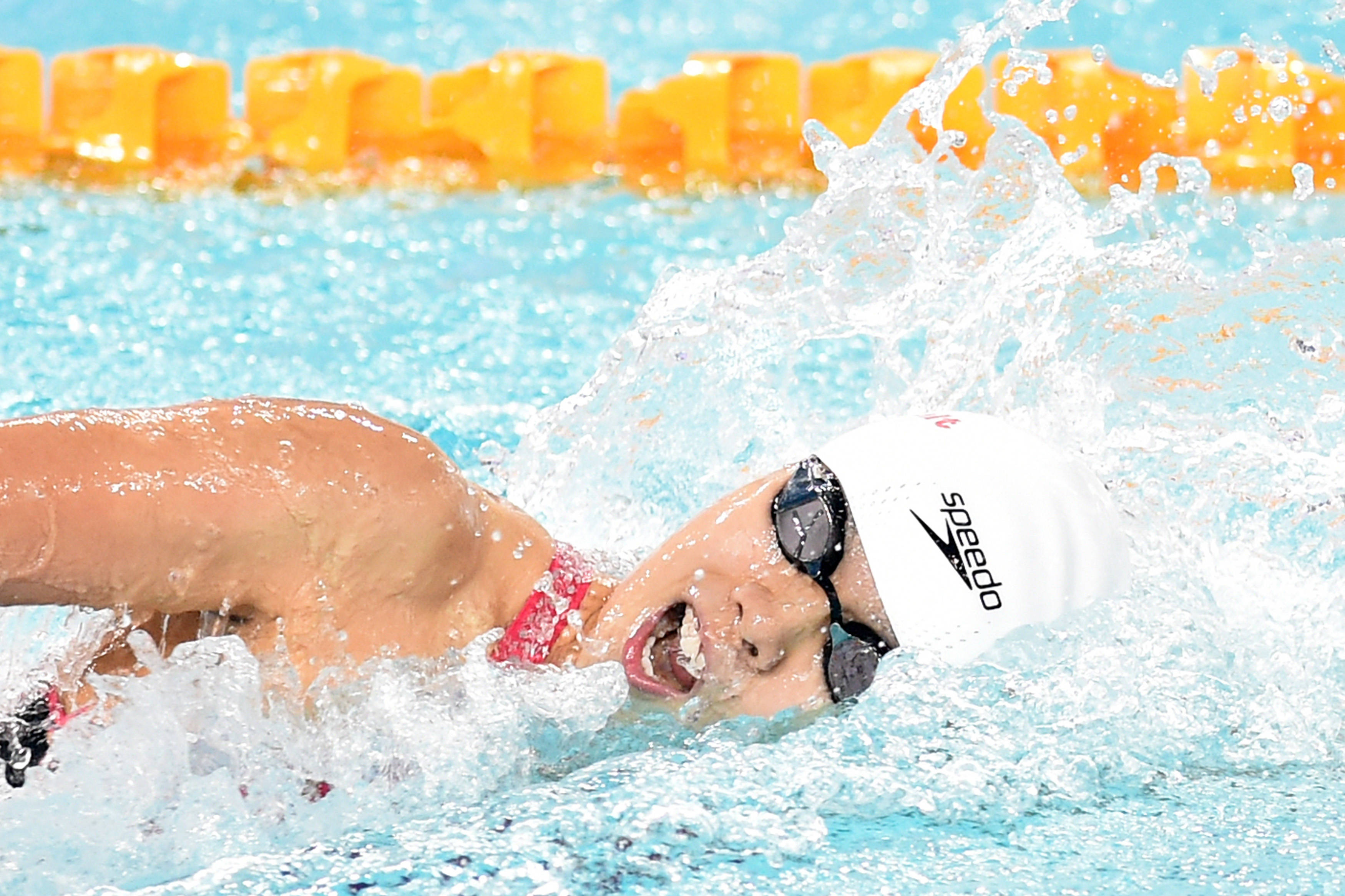 游泳全国游泳争霸赛杨浚瑄获得女子200米自由泳冠军