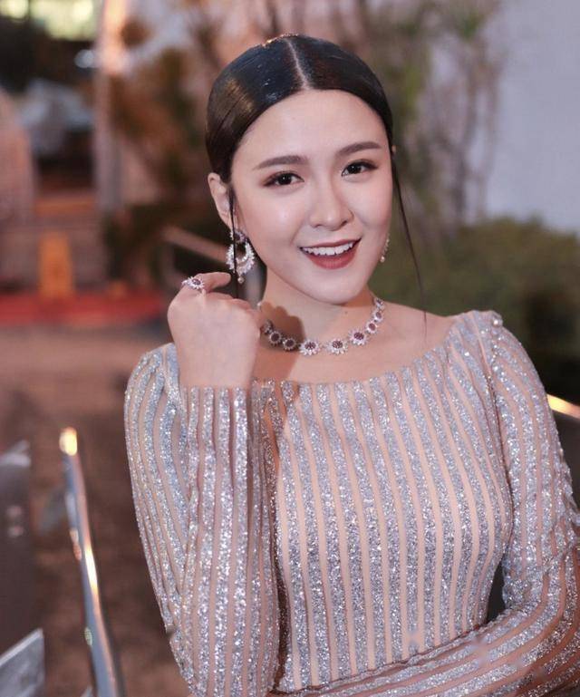 tvb开拍有点心机又如何昔日闺蜜冯盈盈江嘉敏担任主持