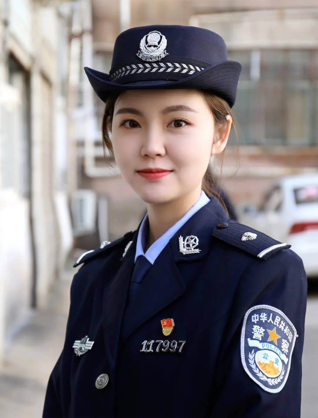 刘静雅:花开有季 警花风采无期_工作