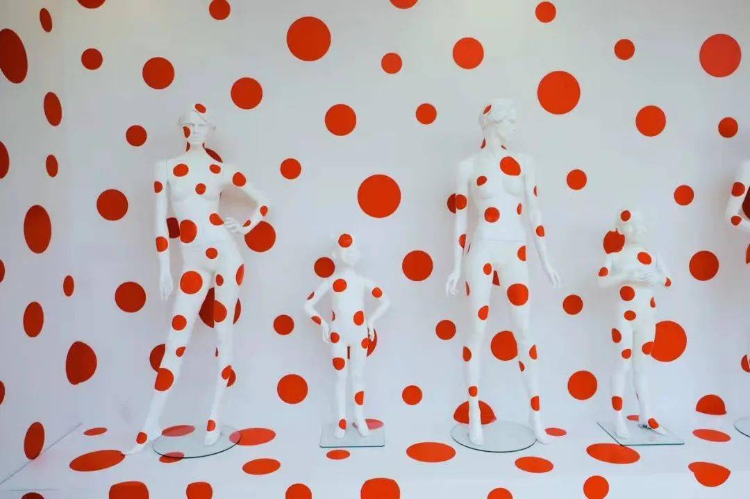 旅行的衣橱▏波尔卡圆点之爱