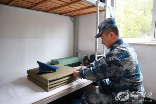 他们的技术越发精进3个月的正规化管理对叠被子,整内务并不陌生在院校