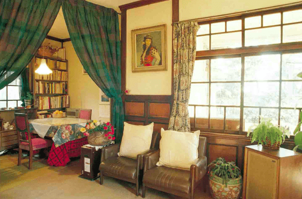 宫崎骏：人和草木共生的家_住宅