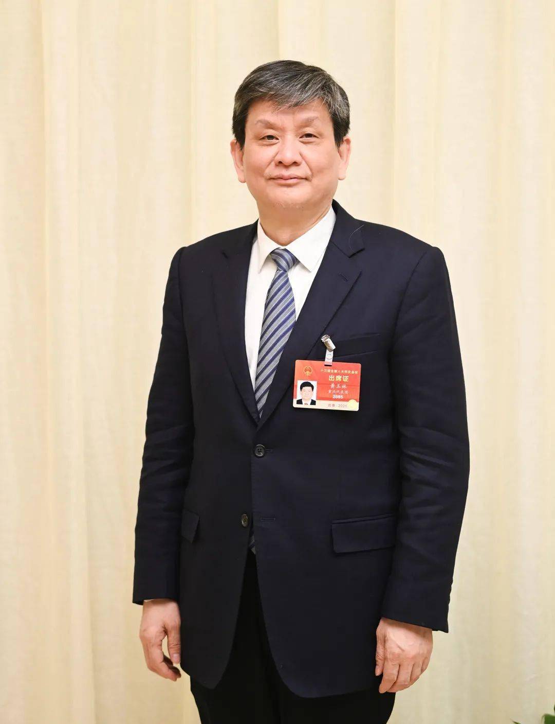 全国人大代表,渝中区委书记黄玉林:将创新摆在发展的重要位置