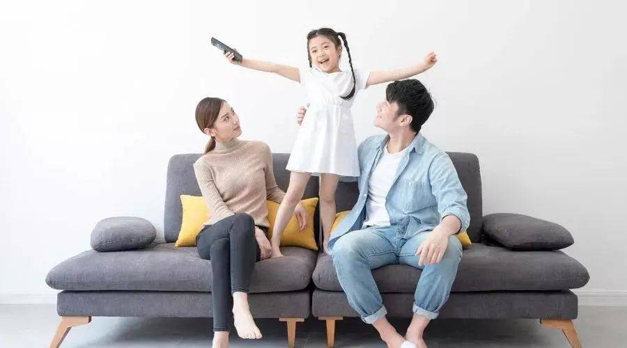 阶段|大人的蜜糖，却禁止孩子靠近，电子产品真的不能沾吗？