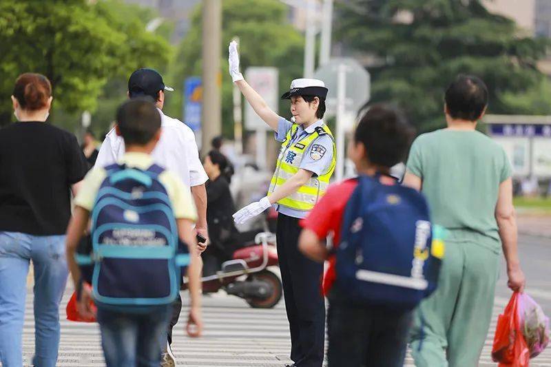 三八妇女节丨致敬铜陵女性的力量