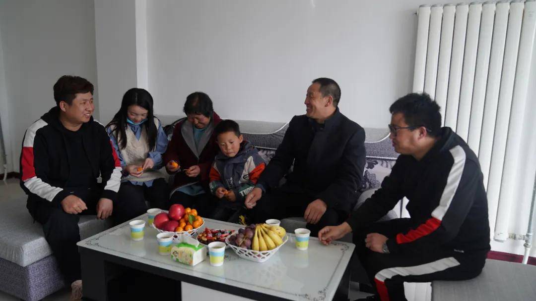 天水人口有多少2021_斗罗大陆天水学院图片(2)