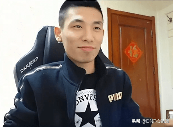 主播礼物排行_吃鸡主播礼物月流水排行:陈死狗全网第二,小团团每小时