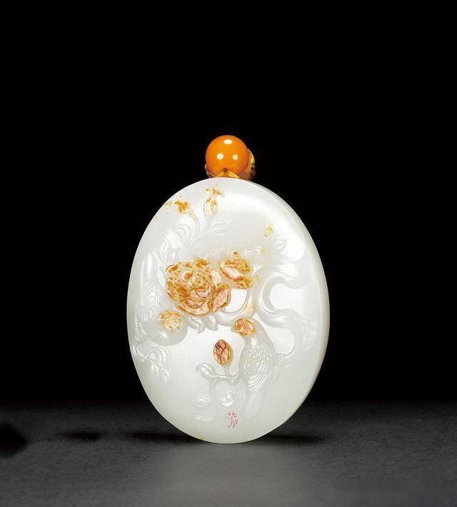 8厘米;重量130g,估价:rmb 280,000,成交价: rmb 207,000北京玉收藏圈