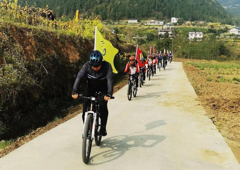 魅力春天·骑游苍溪|骑行赏梨花,畅游"香雪海"