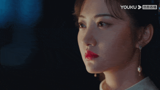 虽然对着秦放有些"怒其不争 ",眼睛一抬,眼里开始有杀气:秦放:微微