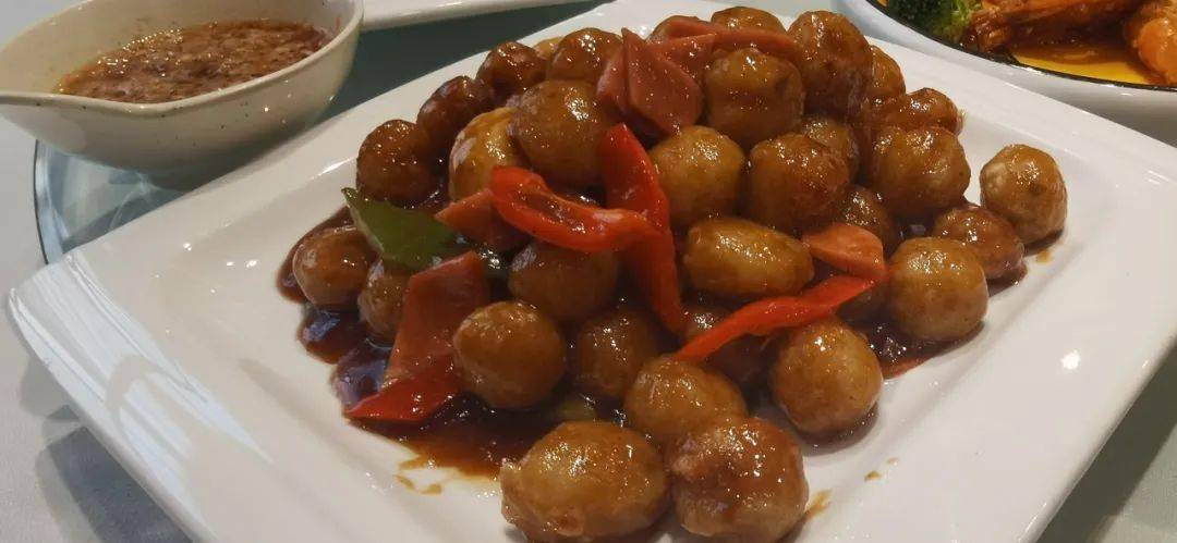 美食淄博直播十点半大红门酒店的招牌菜已经送出啦