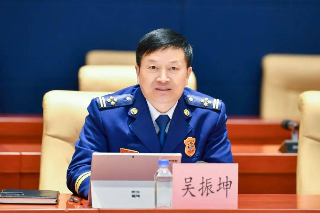 一公开"模式,从每个支队50个重点单位名单中随机抽取一份进行参评