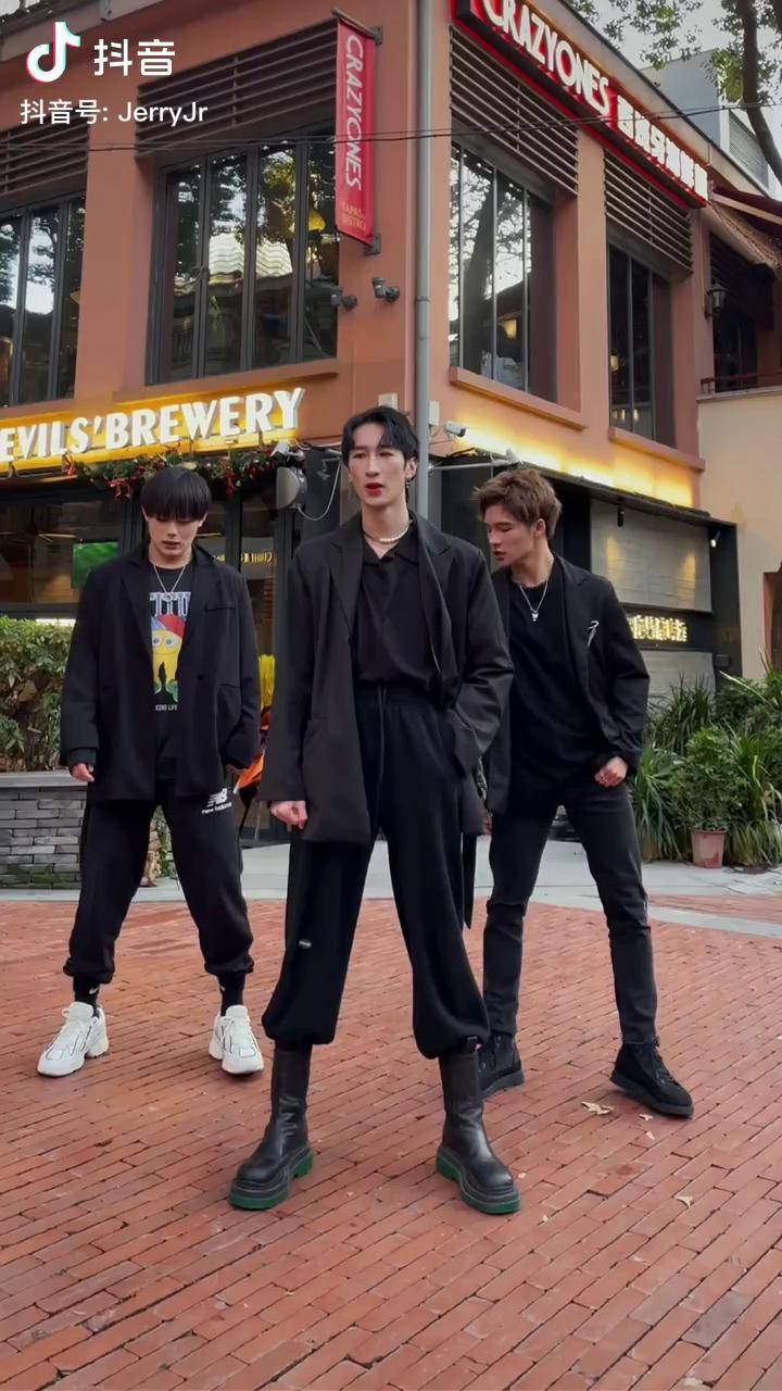 来吧 3选1胡瀚文刘潇雄_wino 李子璇比耶舞挑战