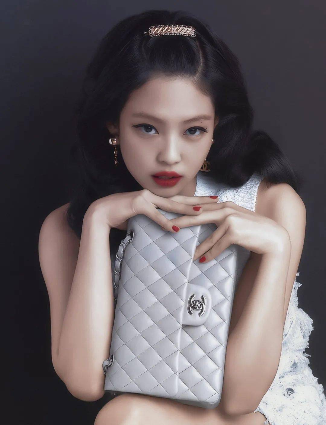 壁紙| 4月刊-jennie (3.26)