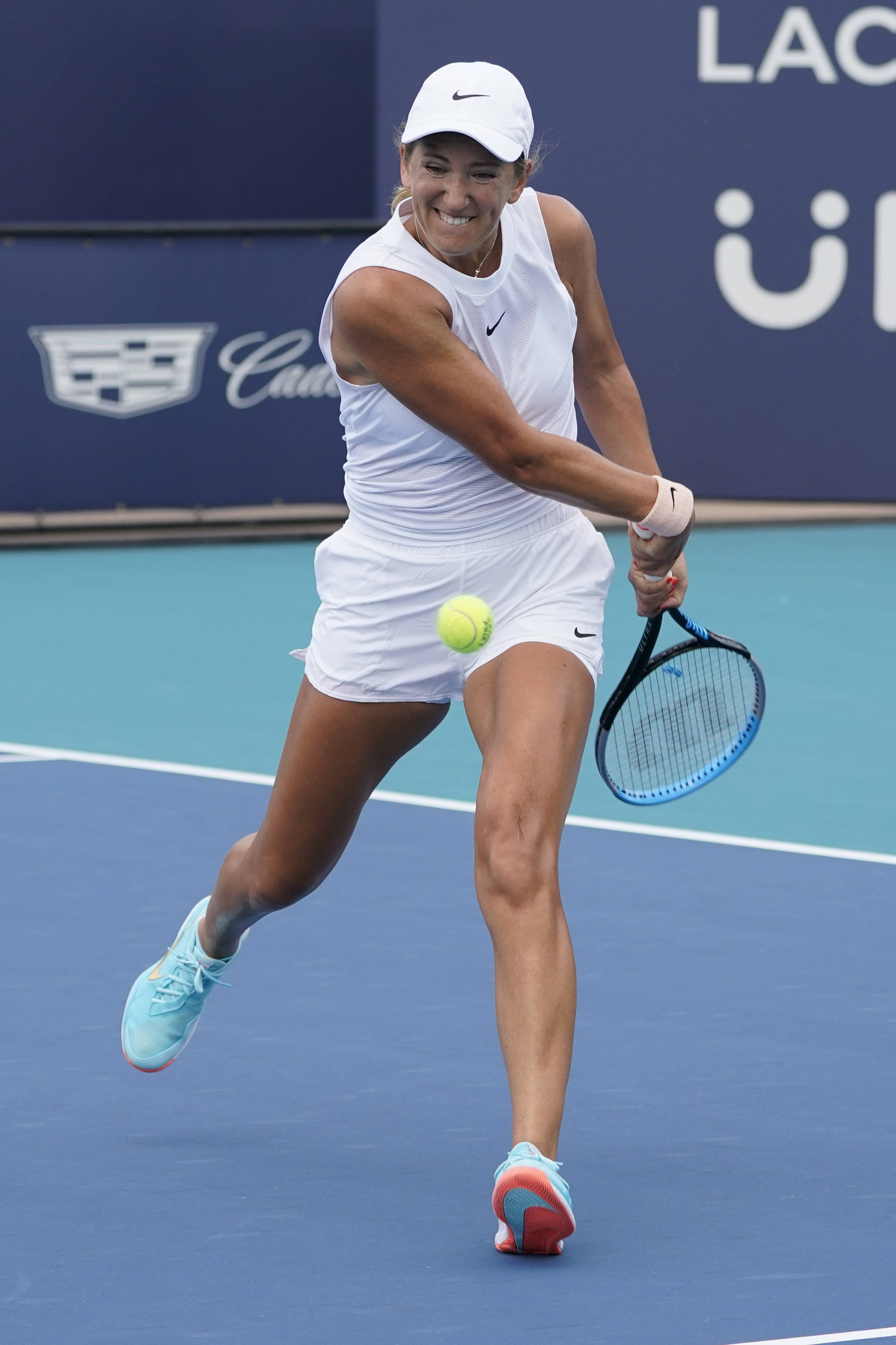 网球——迈阿密公开赛:巴蒂晋级