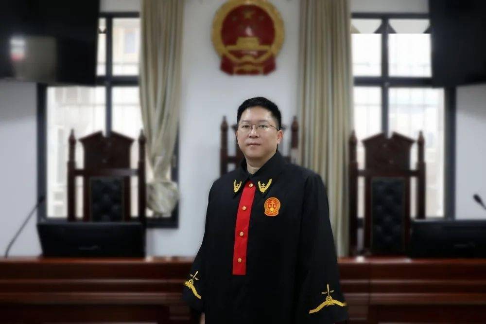 全国扫黑除恶专项斗争先进集体——湘潭中院扫黑办人物群像_张议