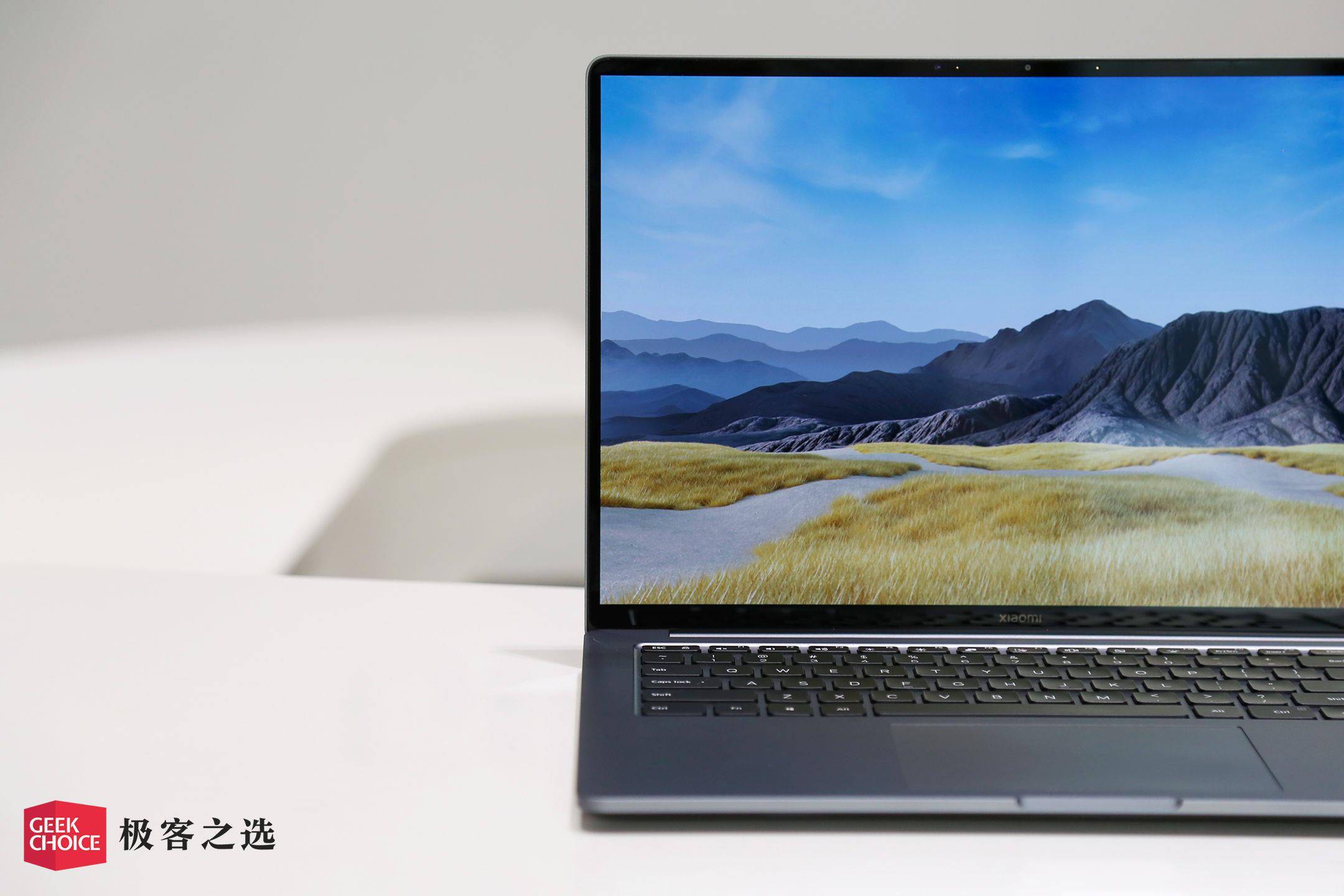 小米笔记本 pro 评测:6499 元的 oled 笔记本,你想过吗?_屏幕