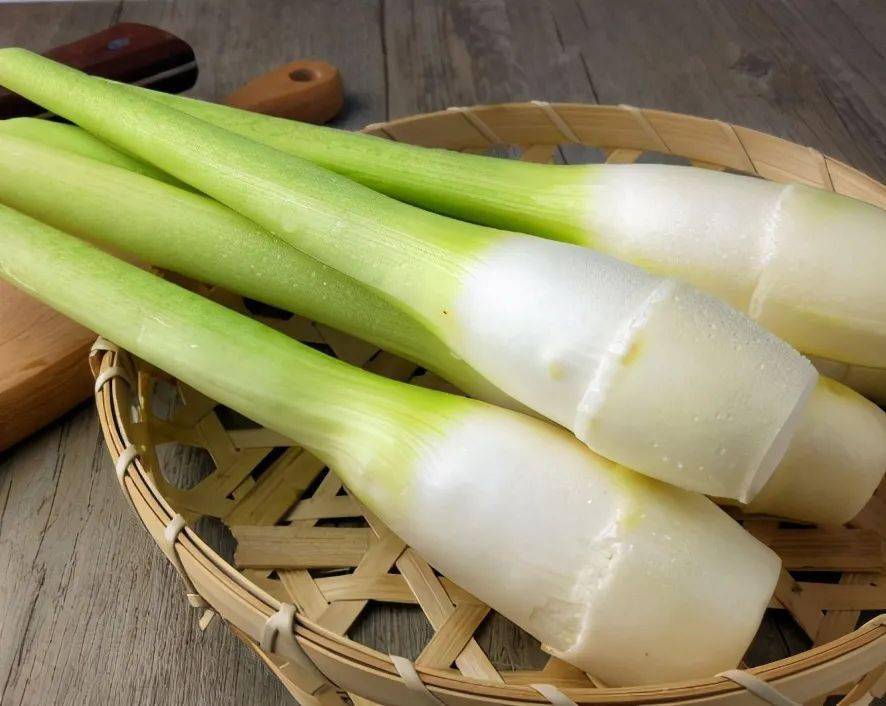 买茭白扁的圆的选哪种掌握3要3不要鲜嫩营养足