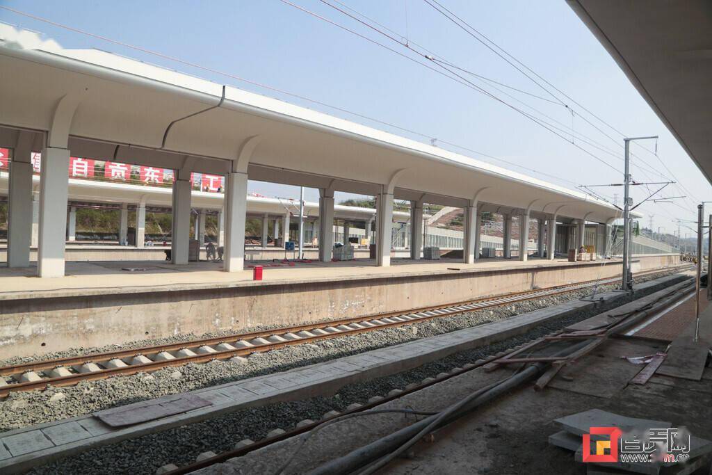 今后高铁高速直达成都天府机场自贡人将解锁空铁联乘出行新模式