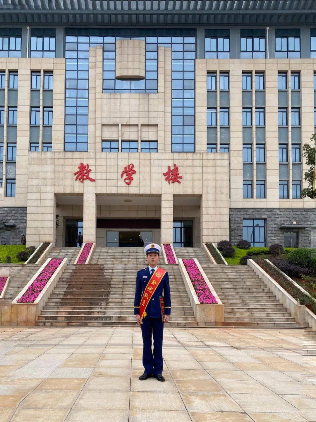 棒从退伍士官到国家消防员你是这样的消防蓝朋友