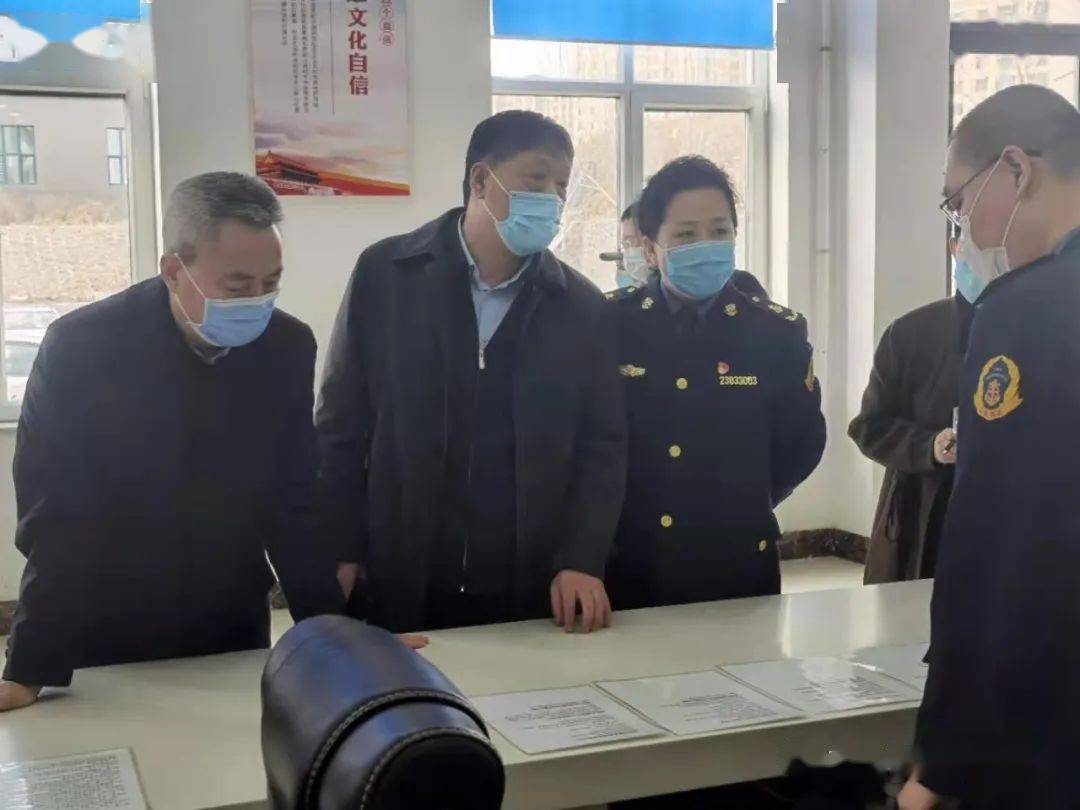 解民忧 纾民困 暖民心 交通运输局领导班子开展"走流程"调研_卢宏伟