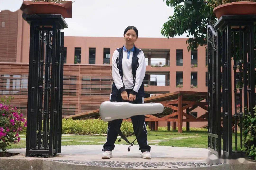 播放量超570万这名15岁广东女孩爆红