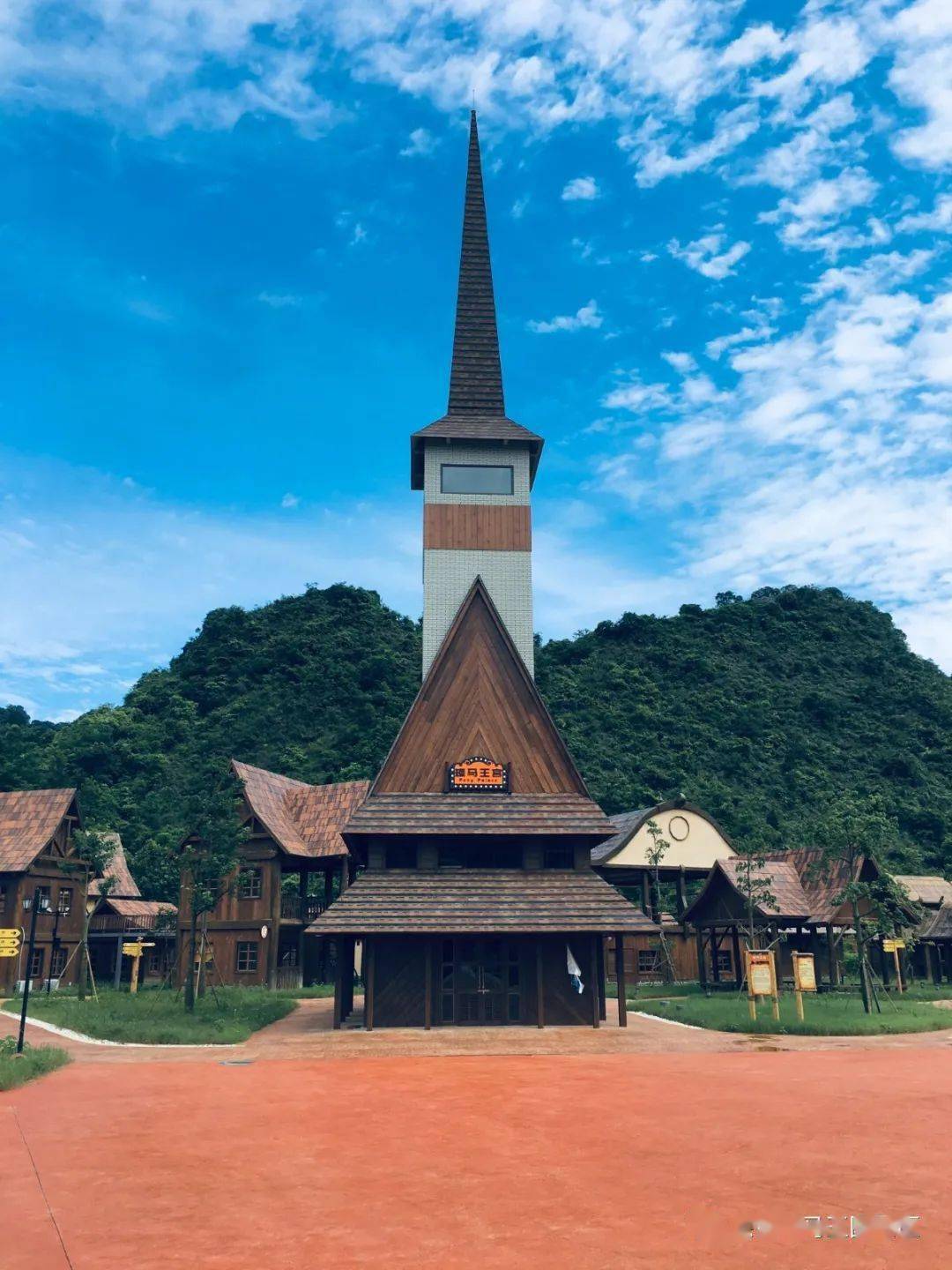 清明踏青正当时莫负人间四月天一起去德保矮马王国景区踏青吧