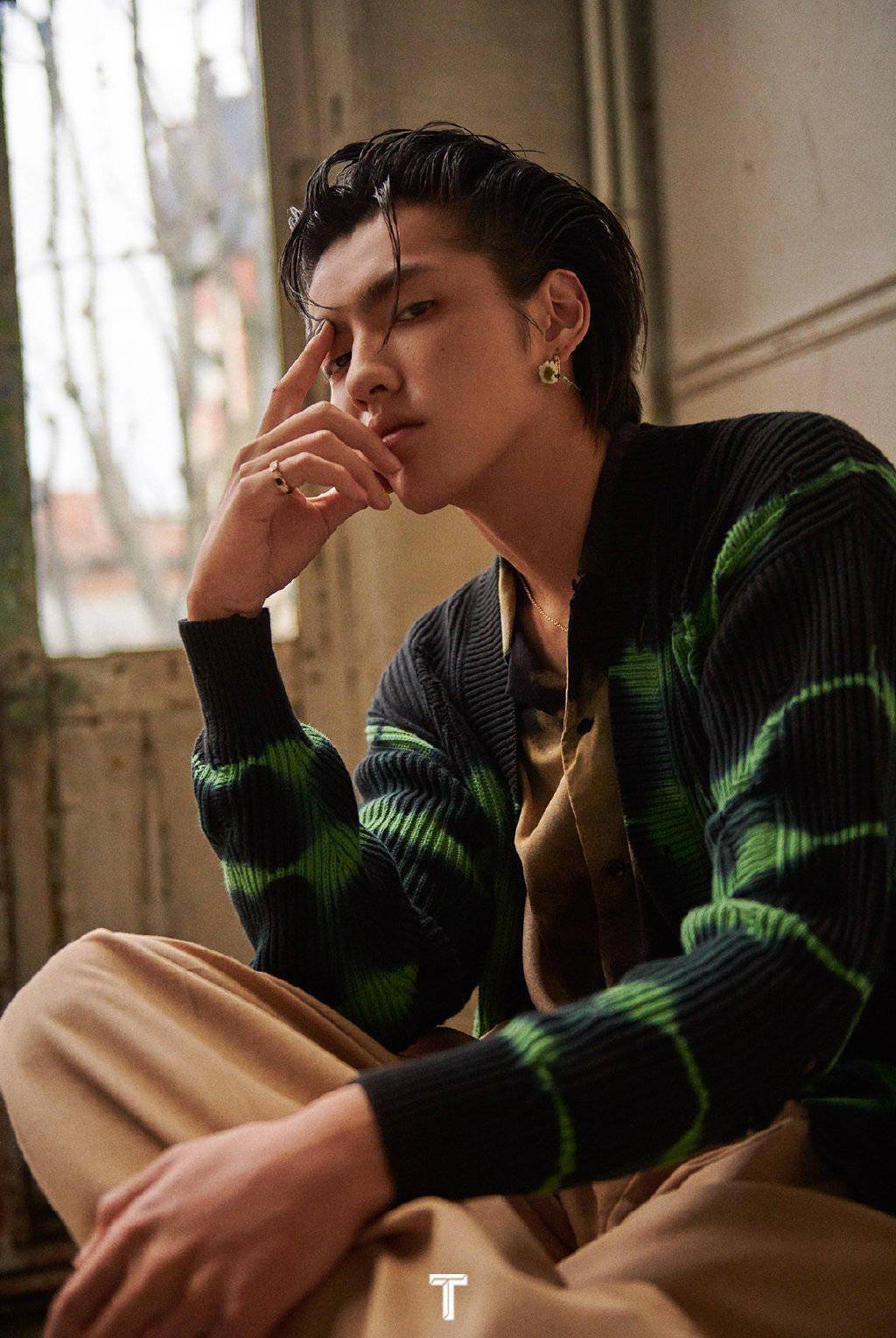 邓紫棋 超能力 成功召唤一位帅哥吴亦凡上线转发微博支持新歌 动态