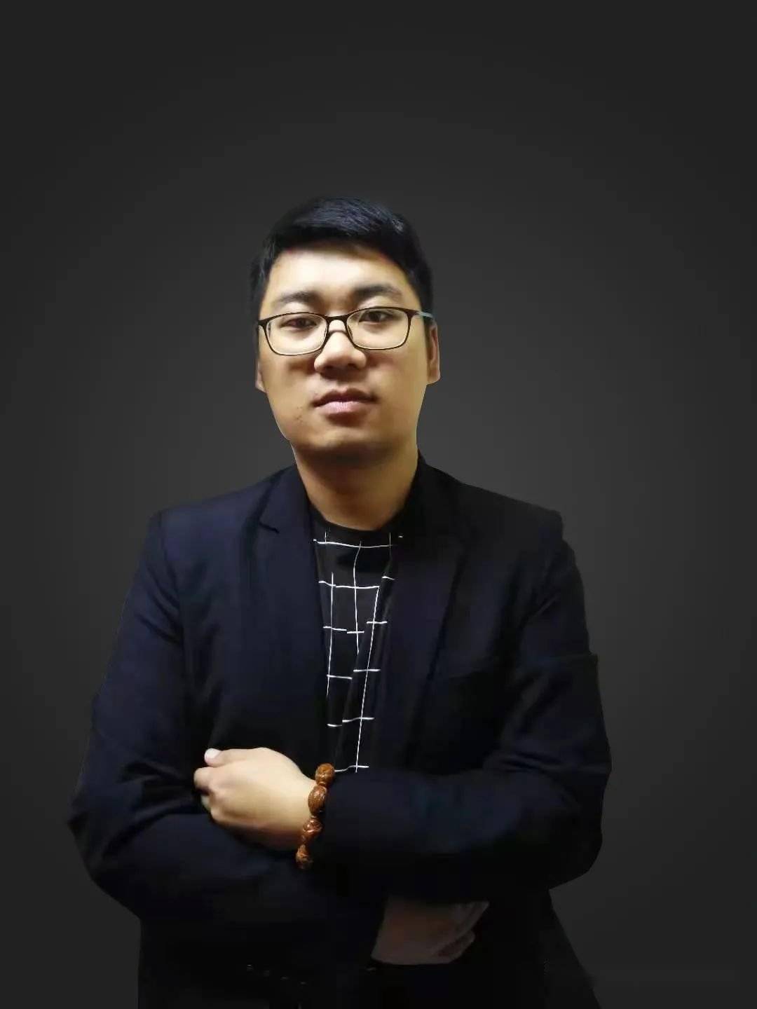 本案设计师:李帅