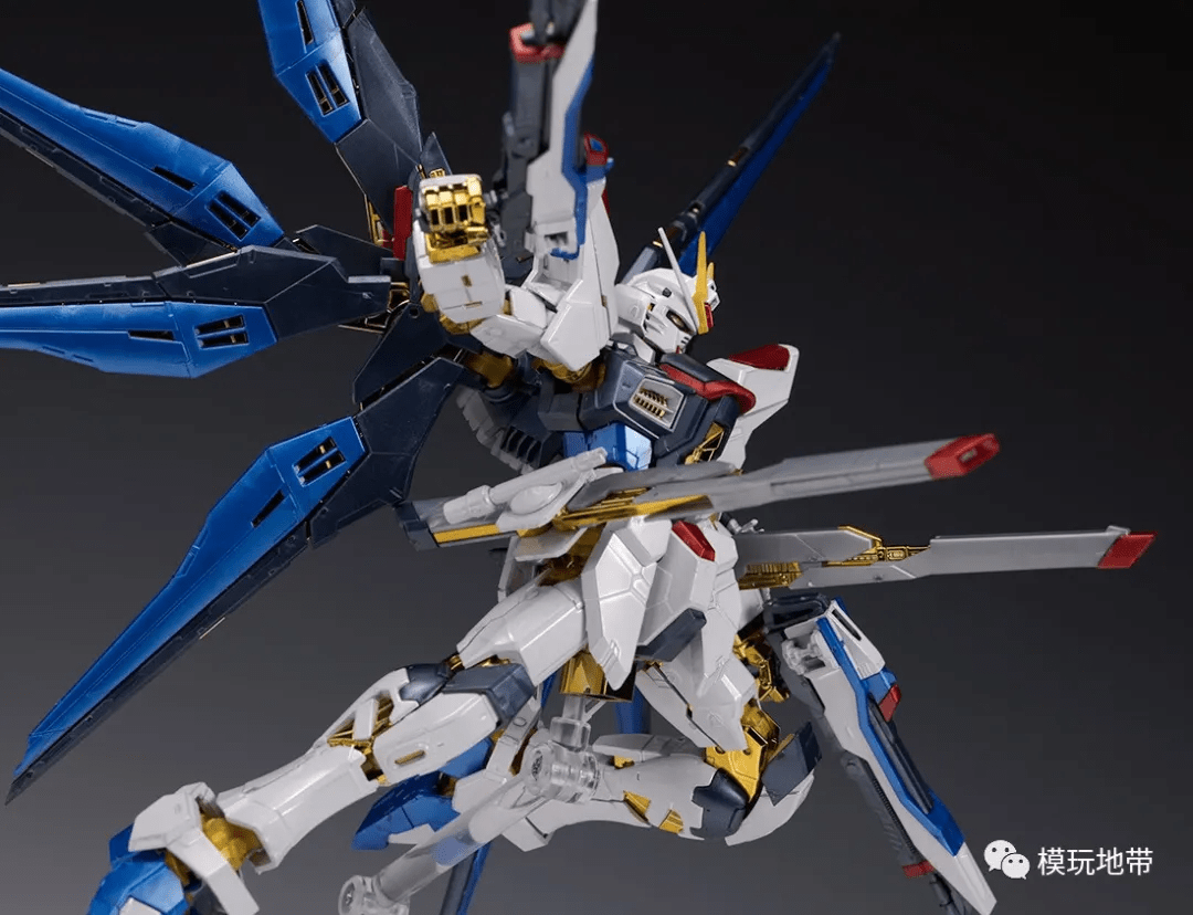 模玩测评:11区 rg 强袭自由钛合金电镀版测评